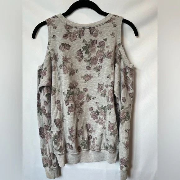 Cold shoulder top - Picture 4 of 6